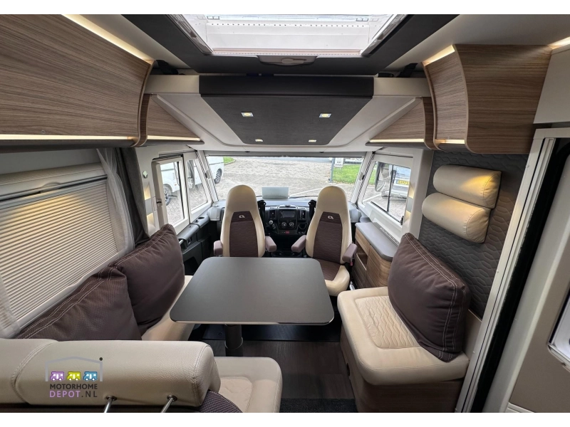 Adria Sonic I 700 SC muy completo foto: 13