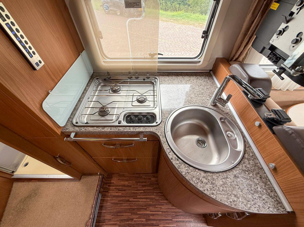HYMER B 694 SL foto: 5