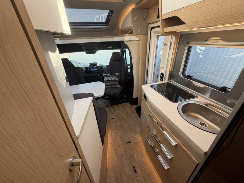 Hymer B-MC T 580 XXL-bed Lithium accu 2025  foto: 8