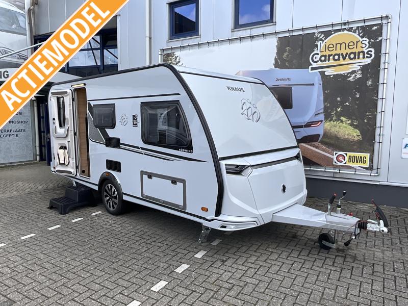 Knaus Sudwind Black Selection 460 EU ENKELE BEDDEN-VLOERVERW  hoofdfoto: 1