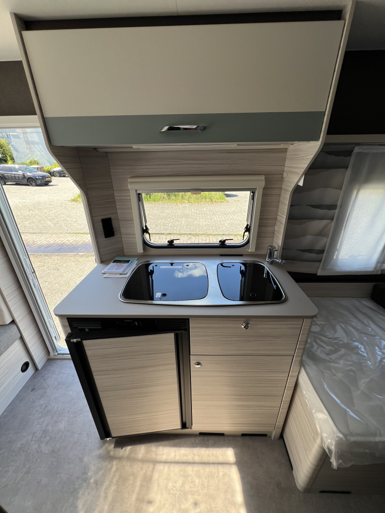 Dethleffs C'JOY 460 LE incl mover en luifel foto: 5