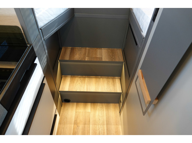 NIESMANN BISCHOFF iSmove 6.9 E 180Pk 9-Speed ​​Aut. | Eifel grey | Length beds photo: 17