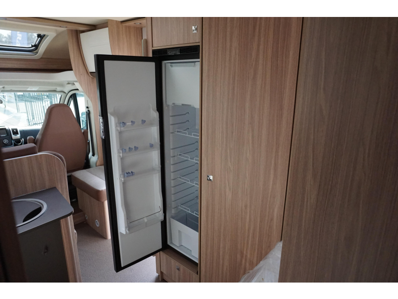 Bürstner Limited T 660 165pk | Navi | Actieprijs  foto: 14