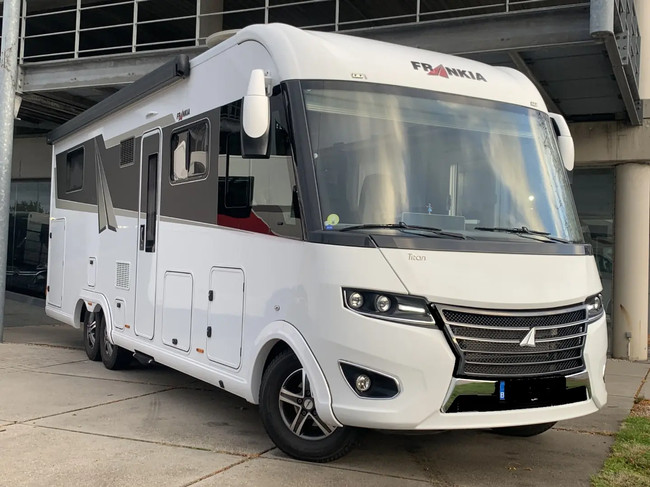 Frankia F-Line Titan 840 QD Fiat 160 PK automaat foto: 20