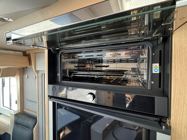 Hymer BML-I 790 Masterline Queensbed Hefbed Alde EP Level Oven Trekhaak Luifel foto: 14