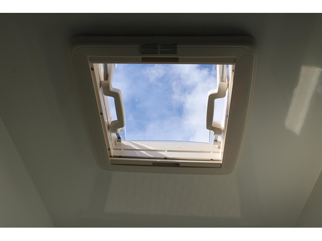 Oehoe Nature Oehoe Nature | direct leverbaar| minicaravan| dakdragers| 2 personen| foto: 11