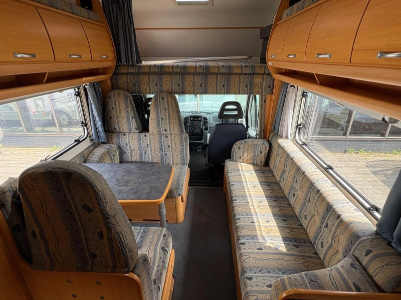 LMC Liberty 2.8JTD 130PK Luifel  foto: 8