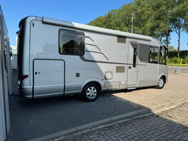 Hymer BML-I 790 Masterline Queensbed Hefbed Alde EP Level Oven Trekhaak Luifel foto: 5
