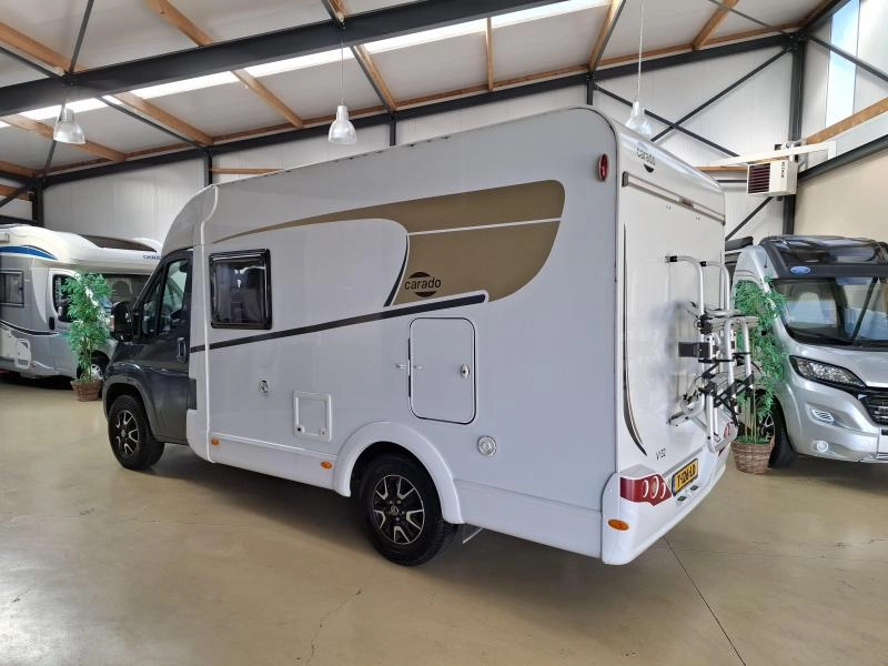 Hymer Carado 600 160PK Dwarsbed Topindelin  foto: 5