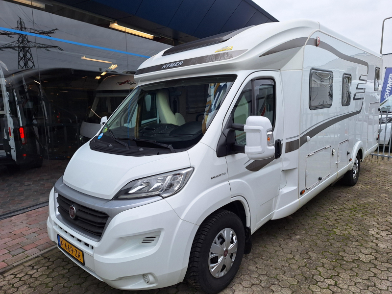 Hymer Tramp CL -2 APARTE BEDDEN+HEFBED  foto: 21