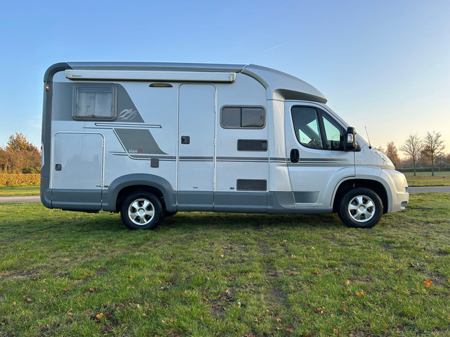 Knaus Van TI 550 MD Fiat Ducato 2.3 130 PK Half-integraal Camper Nieuwstaat foto: 8