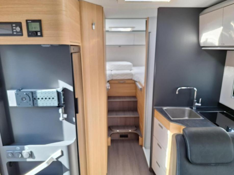 Adria Matrix Axess 650 SL - NIEUWSTAAT - HEFBED  foto: 11