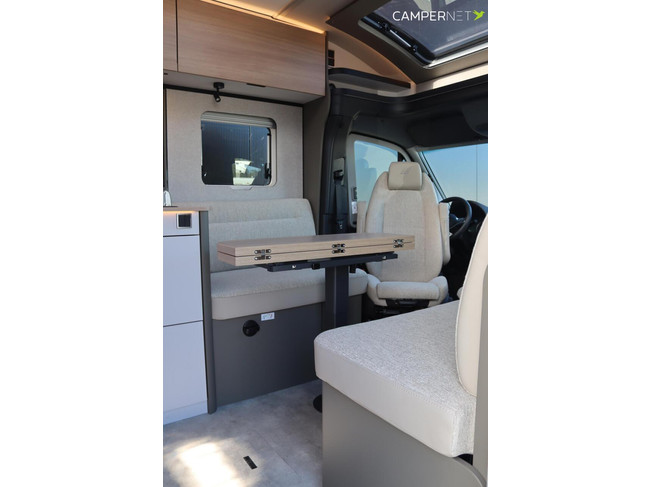Hymer GT-S 685 170pk Automaat | Face to Face | Lithium | Luifel | Omvormer | Dieselverwarming | LED koplampen | Wifi router | Stoelver foto: 6