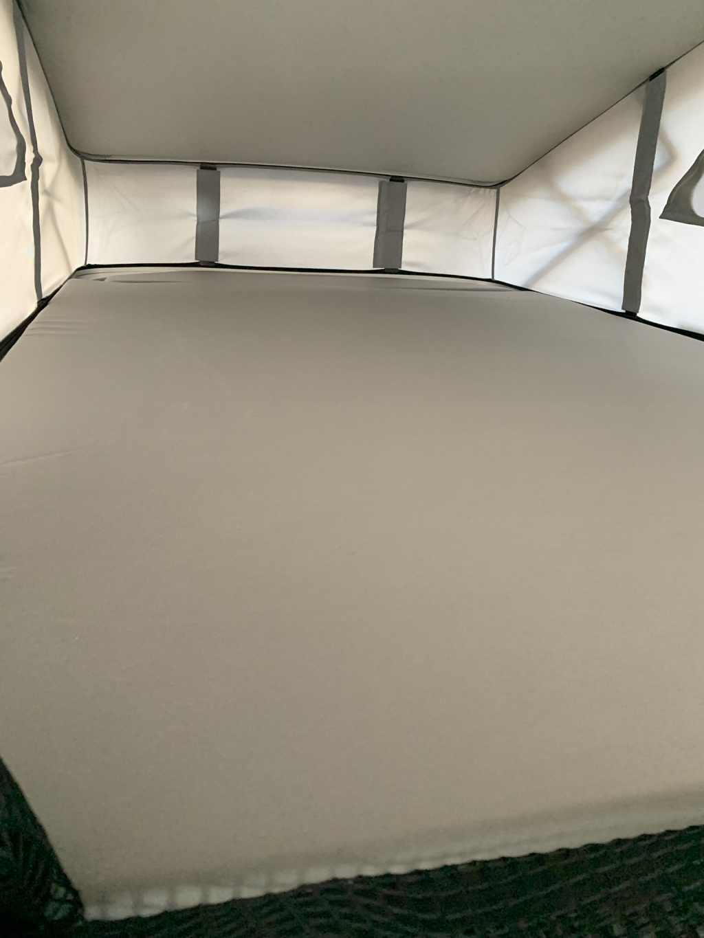 VOLKSWAGEN CALIFORNIA photo: 16