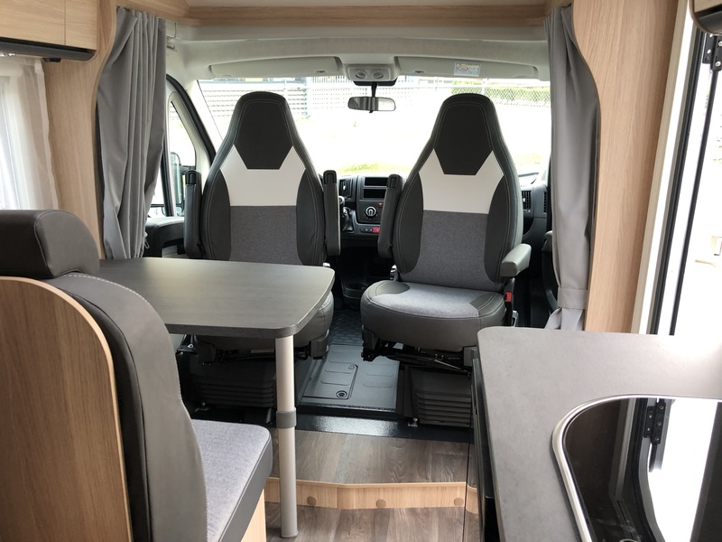 Sunlight V66 Compact photo: 2