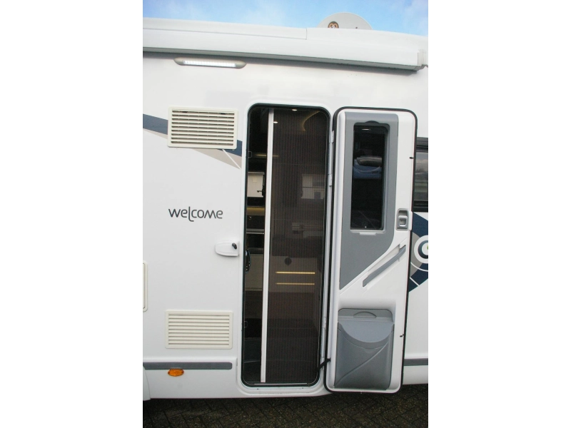 Chausson Welcome 747 GA Enkele bedden, Hefbed.  foto: 9