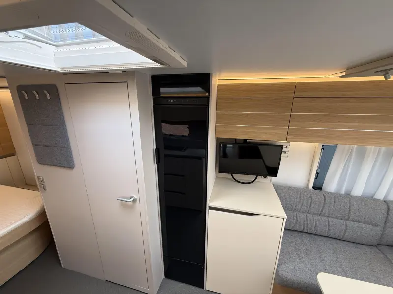 Adria Adora 593 UP BOMVOL MET OPTIES  foto: 9