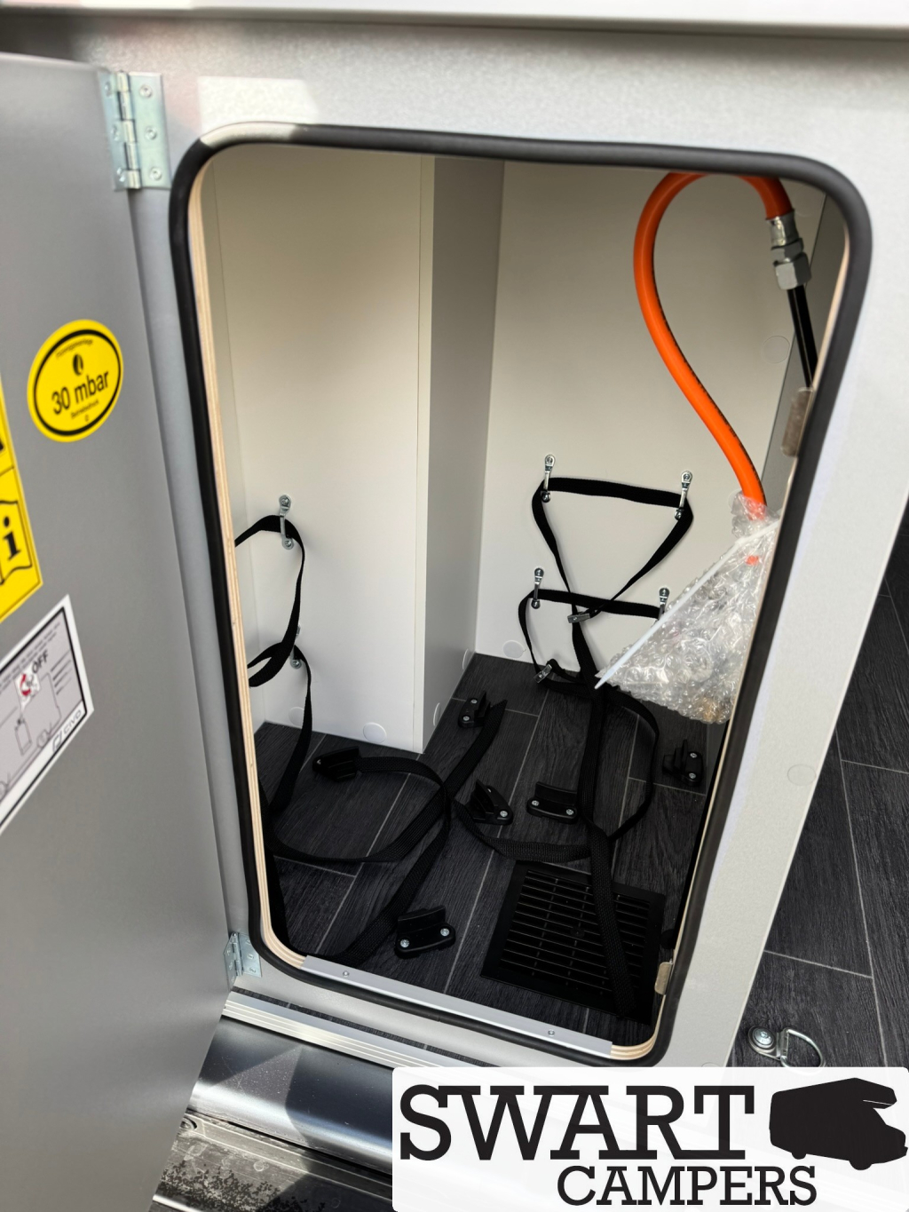 Weinsberg CaraBus Grey 630 ME Edition [Fire], Lengtebedden Automaat Maxi foto: 20