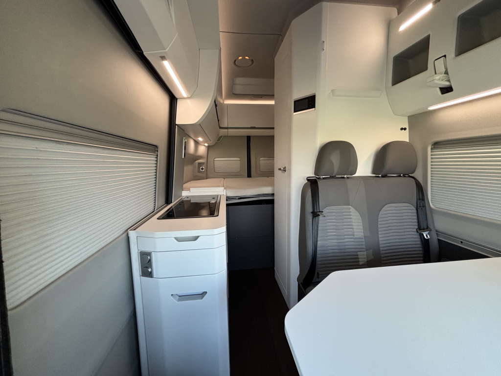 VOLKSWAGEN CRAFTER photo: 19