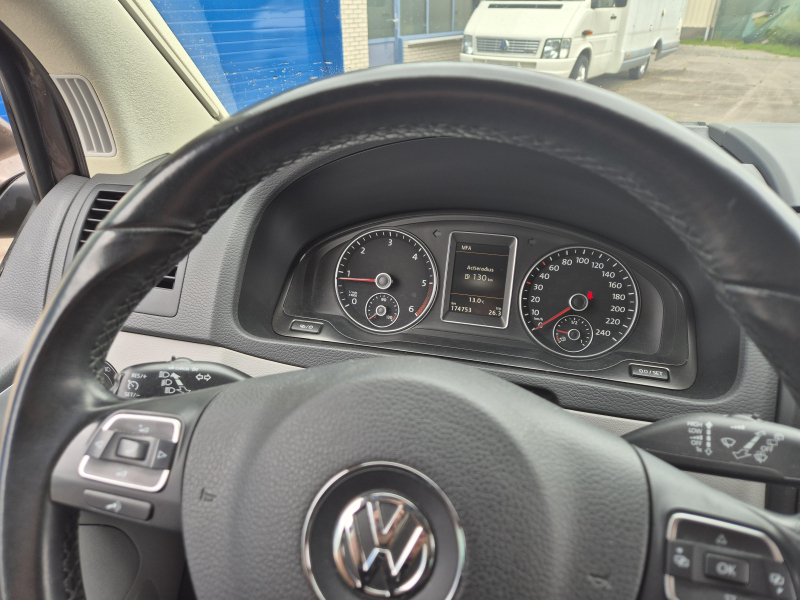 Volkswagen T5 California 180 DSG Foto: 10