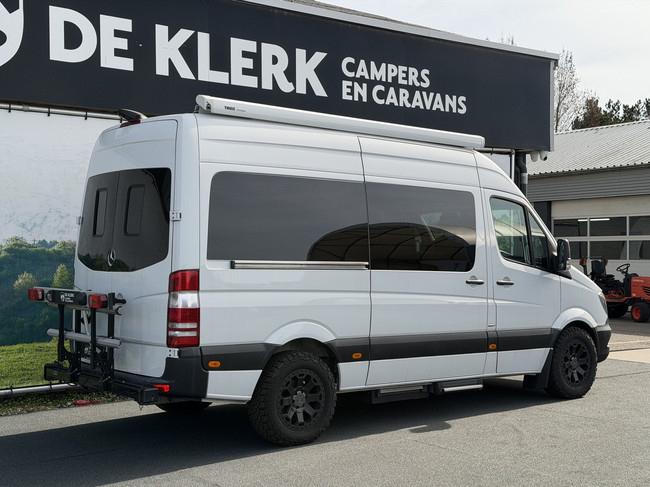 Mercedes-Benz Sprinter / Free Storage photo: 1