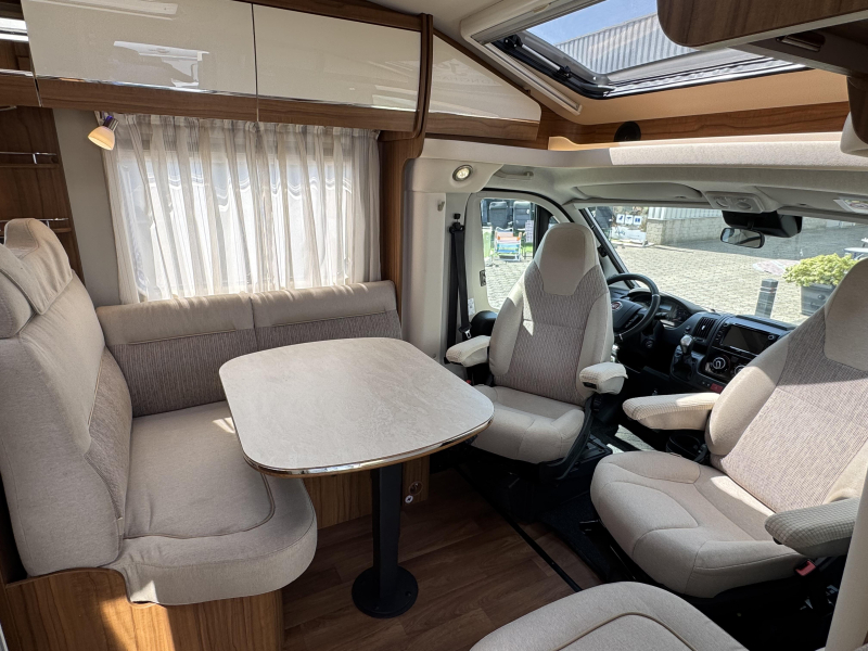 Hymer Tramp SL 588 - Automaat -  foto: 5