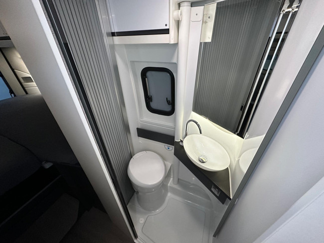 Adria Twin Supreme 640 SLB foto: 7