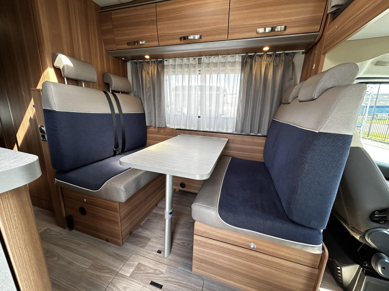 Weinsberg CaraHome Ruime alkoof/Euro-6/6.5m  foto: 9
