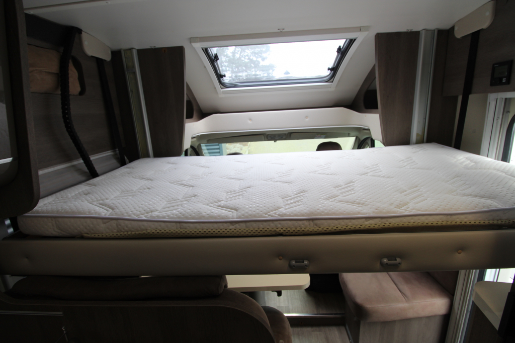 Mobilvetta K silver 54*Queensbed+hefbed* foto: 4