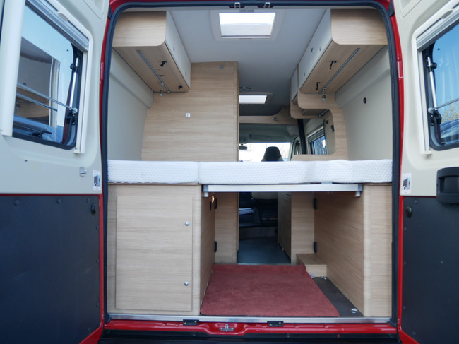 RoadCar (P&ouml;ssl Groep) R540, 5.40 metros Buscamper, Busbiker foto: 18