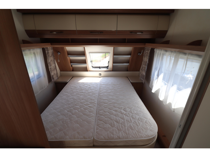 Hobby De Luxe 460 SFF Toldo/Mover/Aire Acondicionado COMPLETO foto: 10