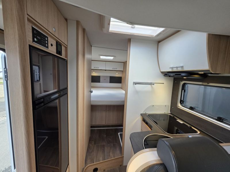 Sunlight T 69 L Automatik + Nivelliersystem! Foto: 10