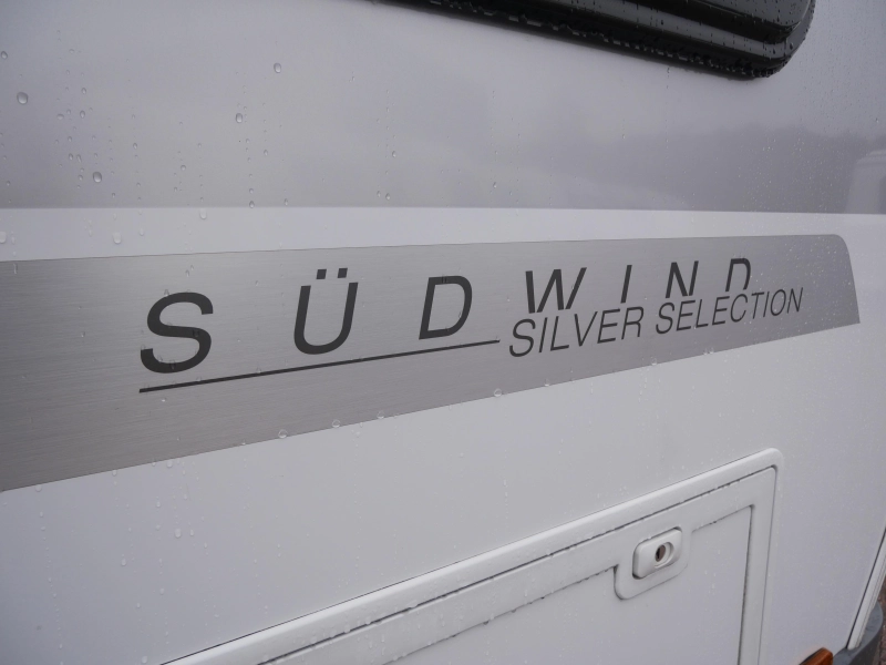 Knaus Sudwind Silver Selection 420 QD Incl. mover en fietsenrek  foto: 18