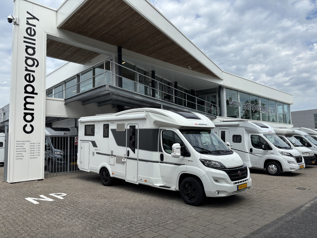Adria MATRIX PLUS 670 SL EINZELBETTEN+HUBBETT AUTOMATIK