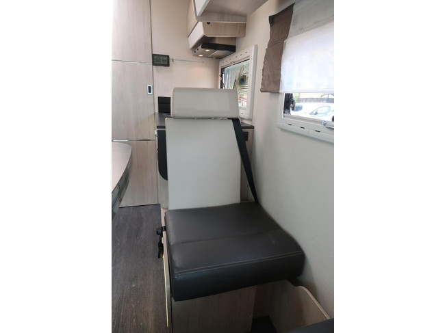 Chausson 757 SPECIAL EDITION | KEURIGE STAAT | 2X ZONNEPANEEL | 150PK | luchtvering foto: 15