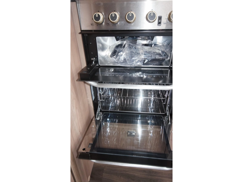 Sprite Mondial 420 SE Summer deal!! photo: 5