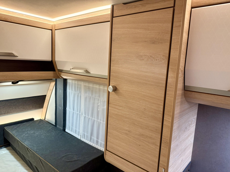 Knaus Sudwind Black Selection 460 EU &iexcl;Acci&oacute;n de aire acondicionado de verano! foto: 6