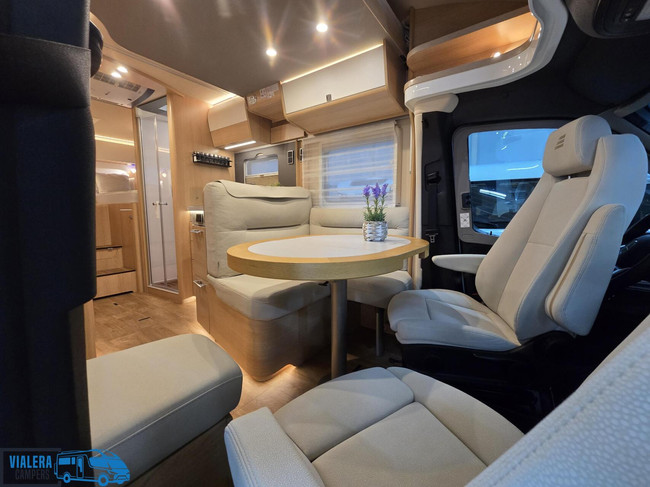 Hymer BMC-T 680 *170pk Automaat* Volledige luchtvering* VOL! foto: 16