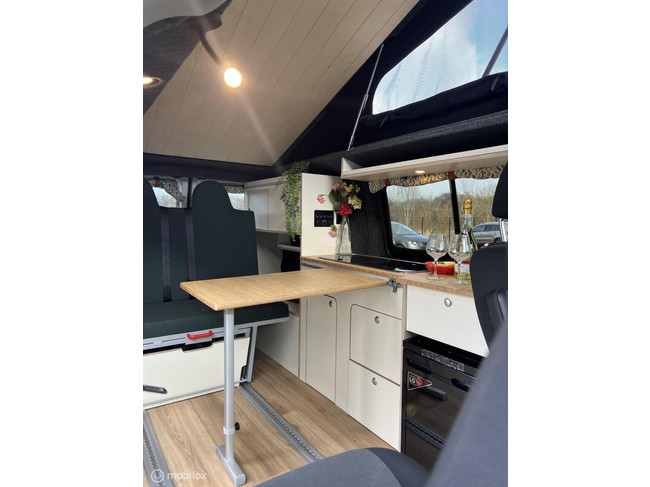Volkswagen T6.1 buscamper L1H1 Florida 2020 4 person photo: 17