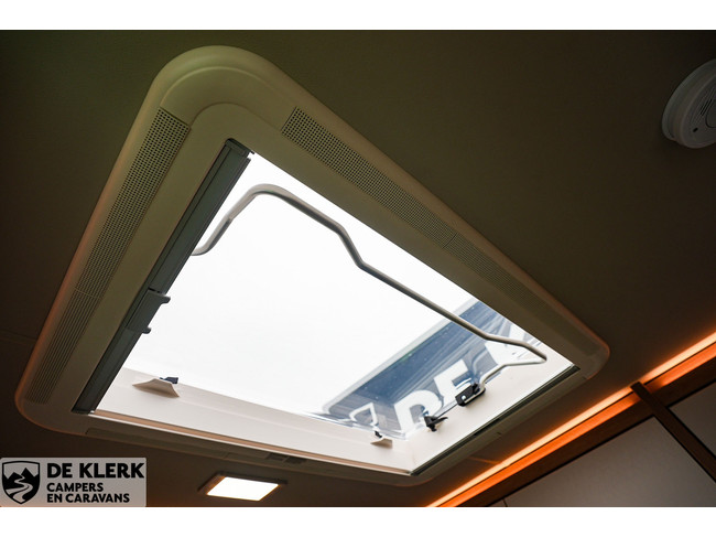 Knaus SUDWIND 450 FU 60 YEARS Christmas Special foto: 21