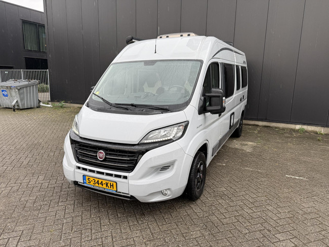 Pössl Roadstar 600L Automaat Lengtebedden foto: 3