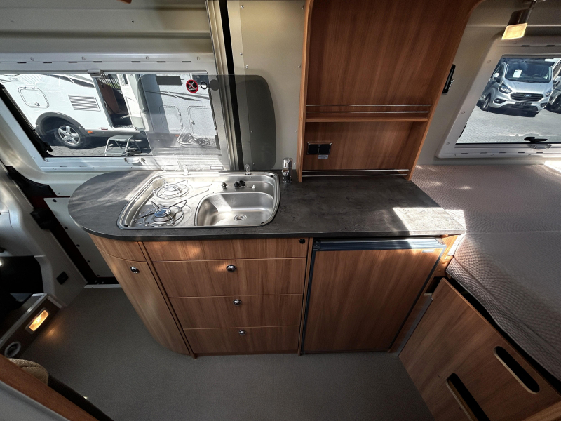Pössl Summit Plus 600 Dwarsbed/2018/Euro-6/6.0M  foto: 16