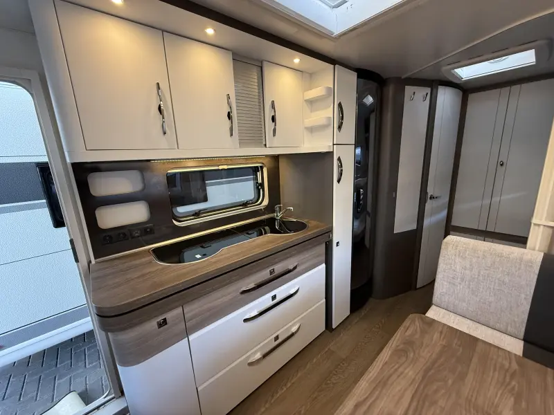 Hobby Excellent Edition 545 KMF COMPLEET  foto: 14