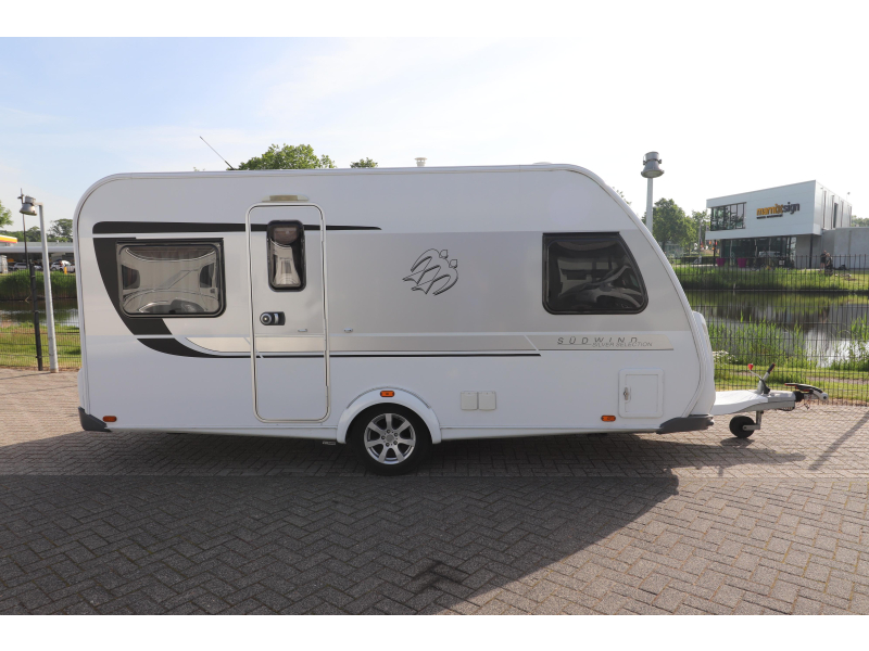 Knaus Sudwind Silver Selection 450 FU Mover Fu&szlig;bodenheizung Foto: 1