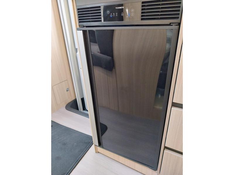 Adria Compact Axess 670 SL, aire acondicionado doble, enganche de remolque foto: 8