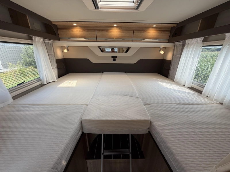 Knaus Sky TI 650 MEG Platinum Selection photo: 13