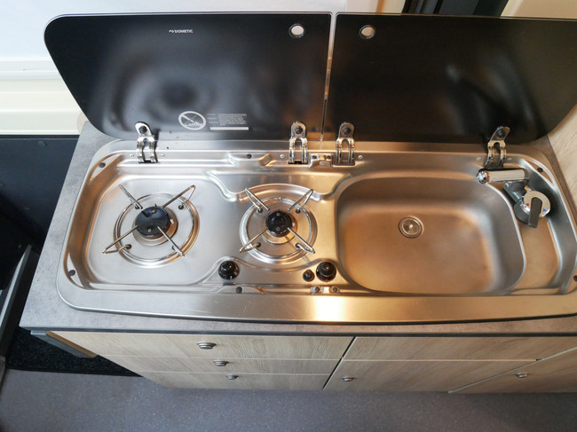 Clever 6.40 Mtr Buscamper, Chasis Maxi, &iexcl;&iexcl;Camas Bajas Longitudinales!! foto: 13