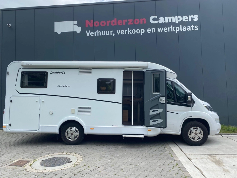 Dethleffs Globebus T 6 - Hoher K&uuml;hlschrank Foto: 17