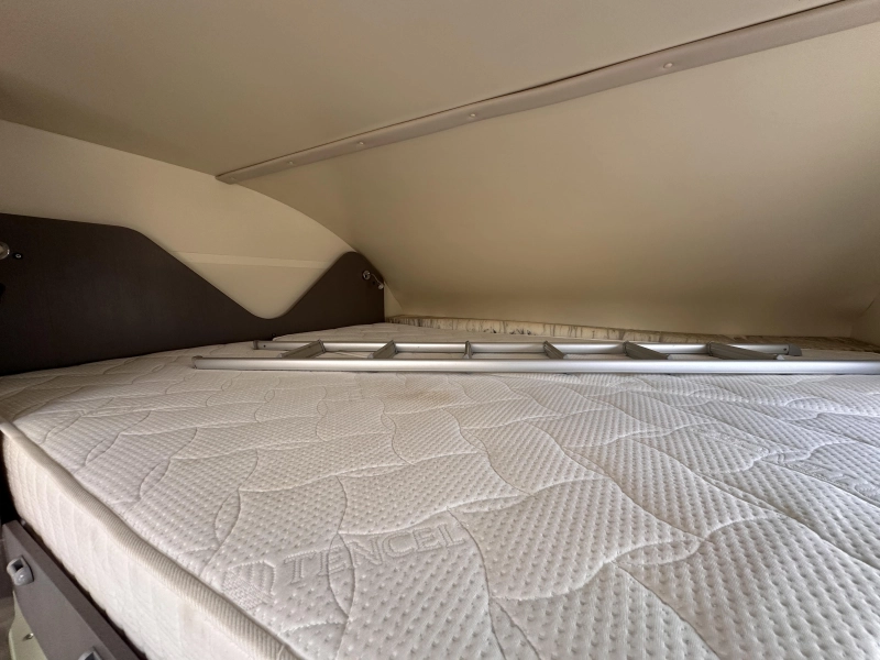 McLouis Glamys 322 Fiat 6-Persoons Stapelbed  foto: 18