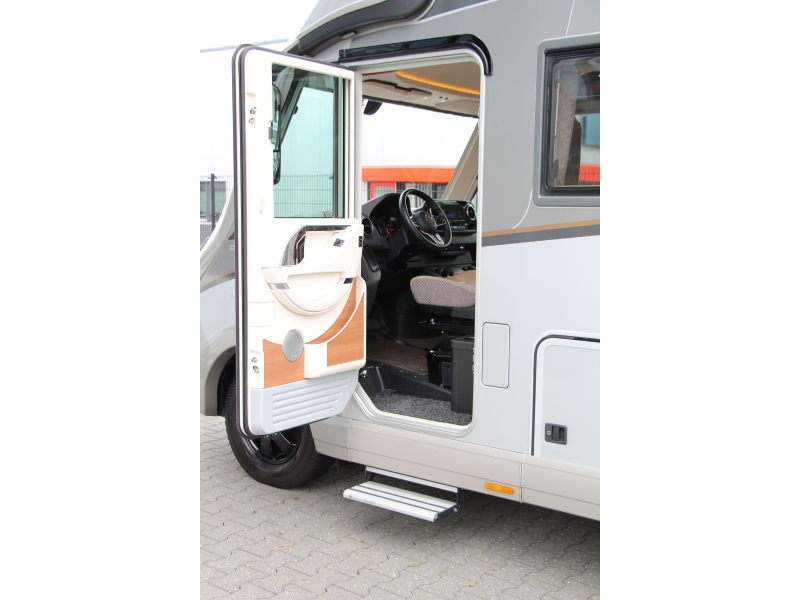 Carthago Chic C-Line I 4.9 LE-L Enkele bedden + Hefbed  foto: 20